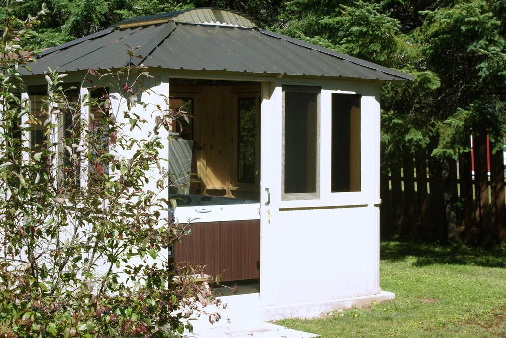 Sainte-Lucie-de-Doncaster Emme Chalets חדר תמונה