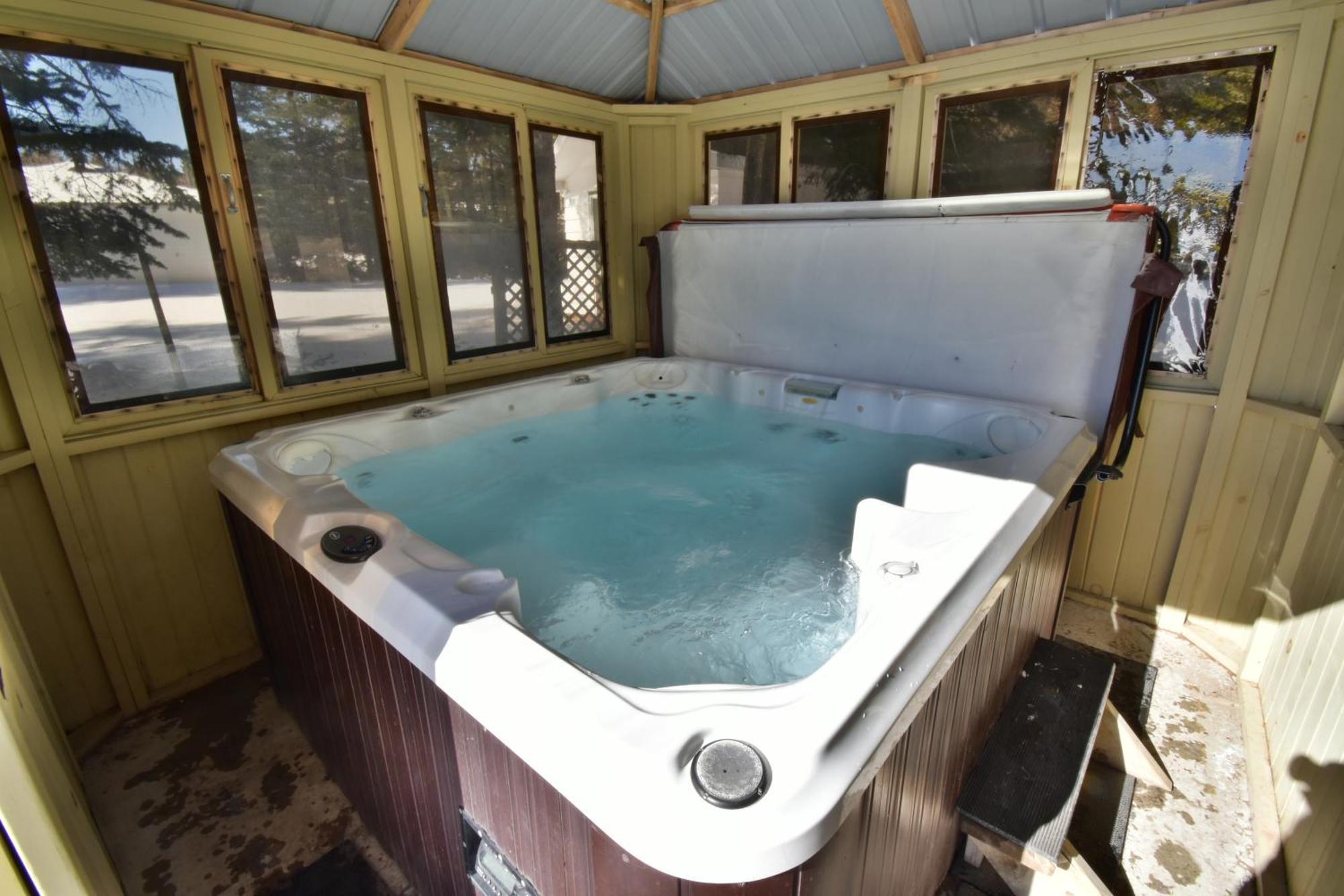 Sainte-Lucie-de-Doncaster Emme Chalets מראה חיצוני תמונה