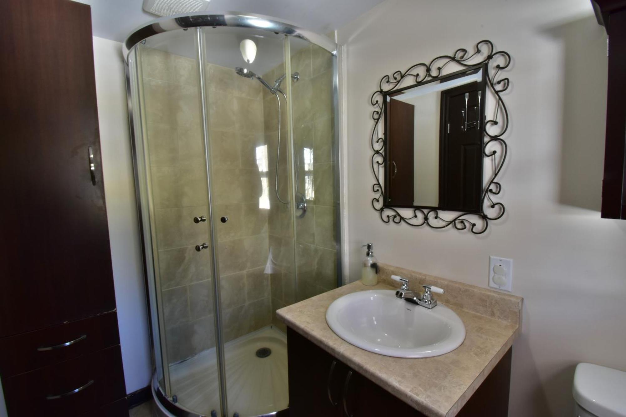 Sainte-Lucie-de-Doncaster Emme Chalets מראה חיצוני תמונה