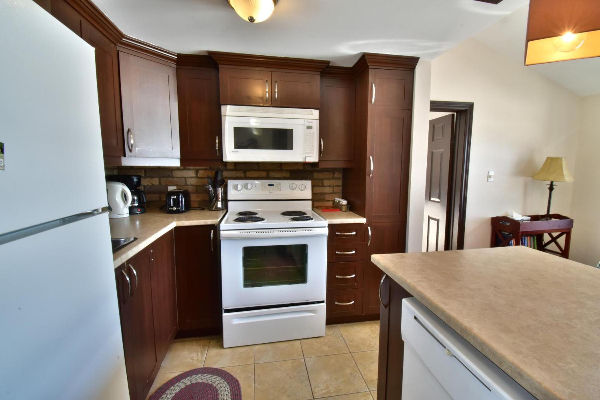 Sainte-Lucie-de-Doncaster Emme Chalets מראה חיצוני תמונה